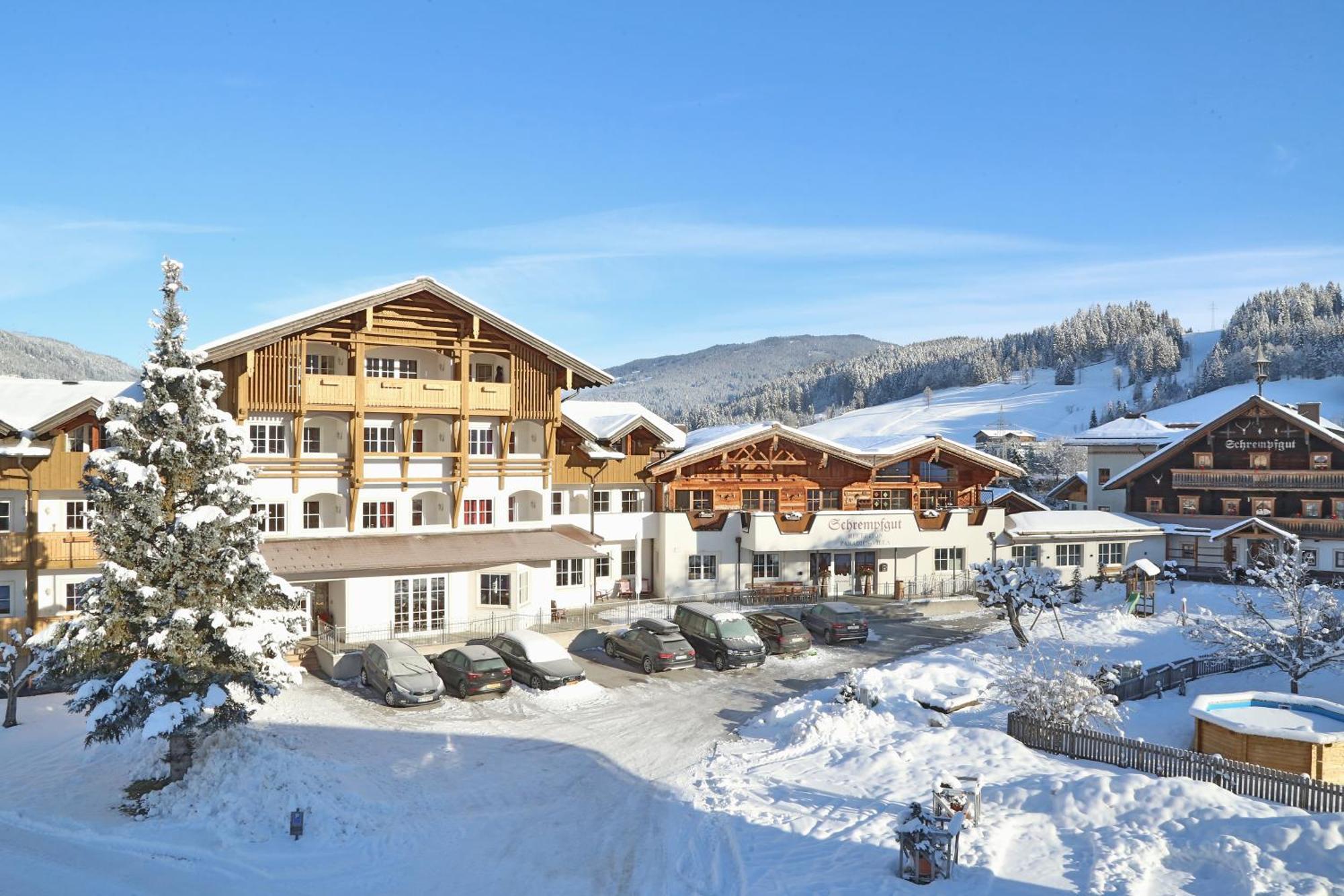 Aparthotel Paradies - Schrempfgut *