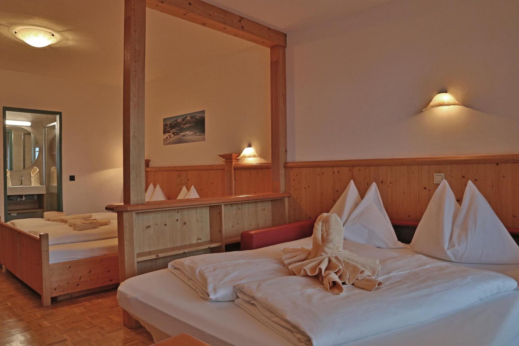 Aparthotel Paradies *
